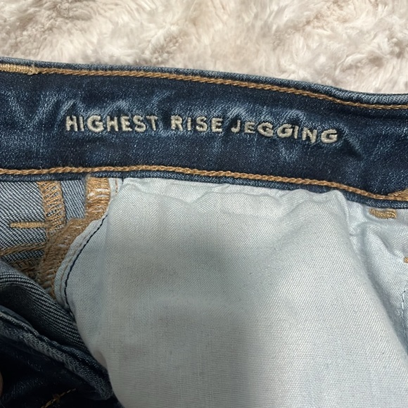 American Eagle highest rise jegging - Picture 3 of 6